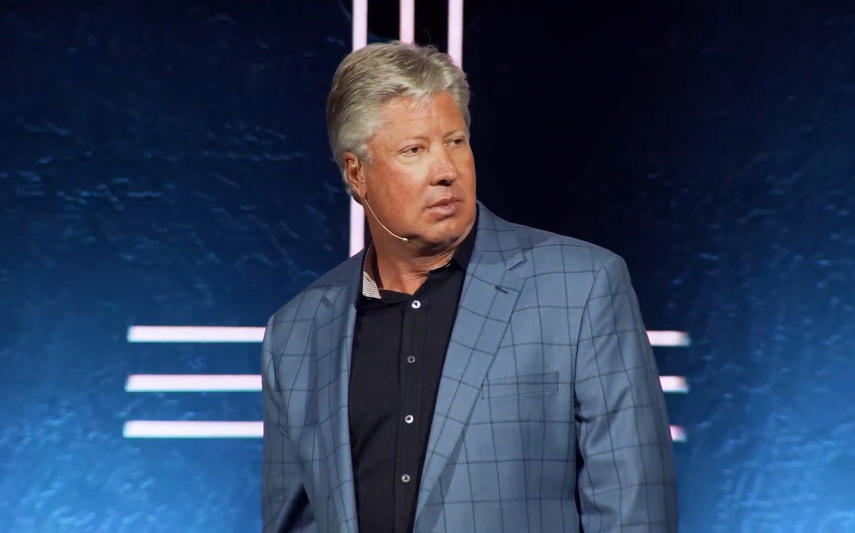 Gateway Church и Роберт Моррис урегулировали спор о пенсионном пакете