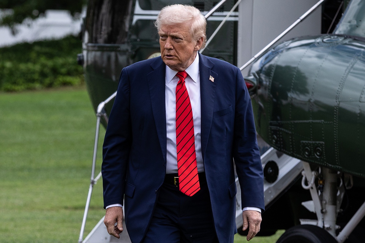 Трамп отменяет планы посетить свадьбу сына на фоне возможных новых ударов по Ирану в случае провала переговоров в последнюю минуту