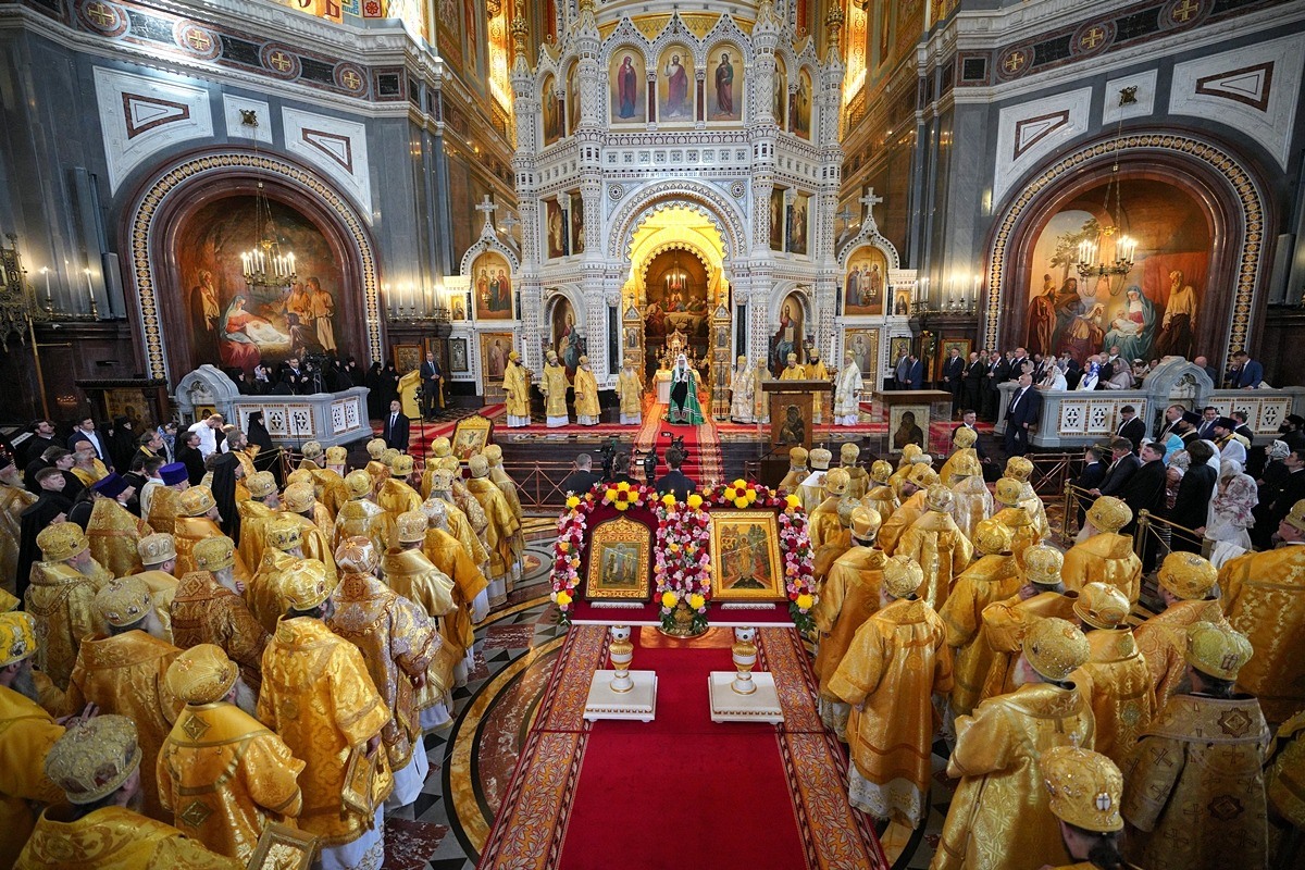 В день памяти равноапостольных Мефодия и Кирилла Патриарх Кирилл совершил Литургию в Храме Христа Спасителя