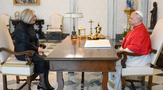 Президент Исландии посетила Ватикан