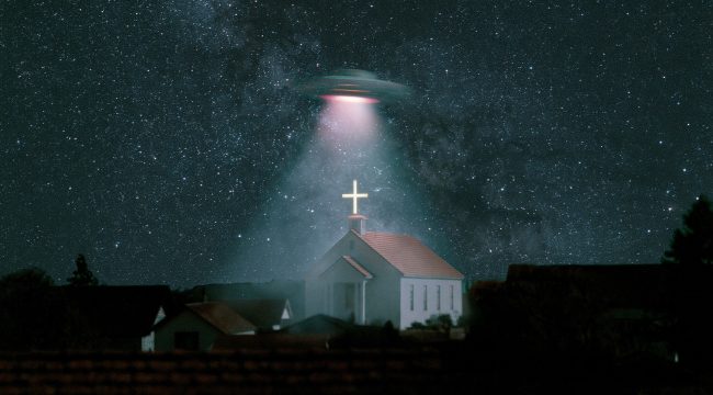 Где инопланетяне вписываются в христианское богословие? Мы спросили эксперта