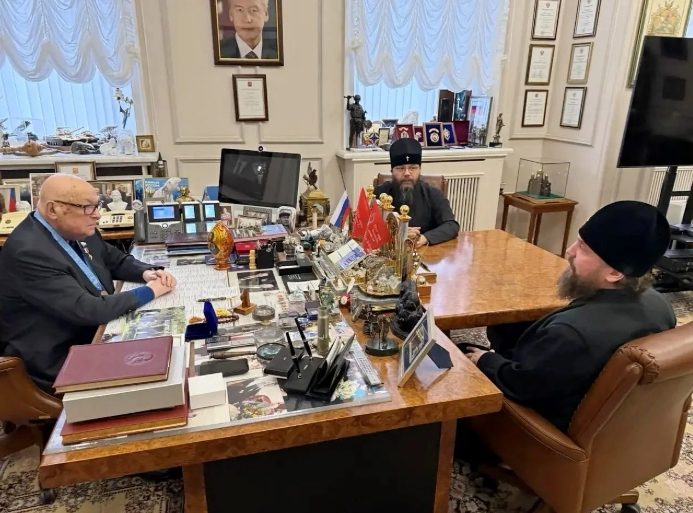 В Департаменте строительства обсудили благоукрашение Успенского храмового комплекса в Останкине