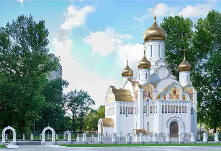 Купола на строящийся храм Преображения Господня в Лефортове установят до конца мая