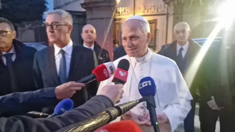 Папа Лев XIV утверждает, что насилие