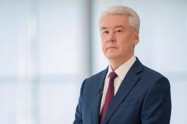 Патриарх Кирилл поздравил мэра Москвы с Днем Победы