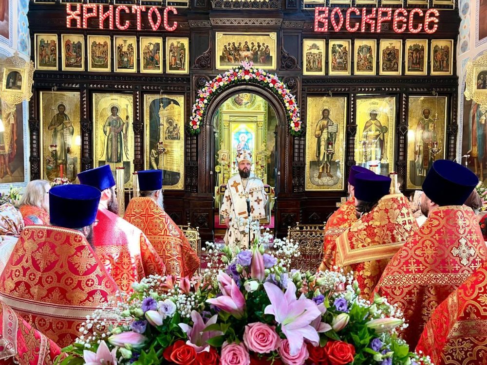 Митрополит Звенигородский Арсений возглавил престольное торжество в храме «Нечаянная Радость» в Марьиной Роще