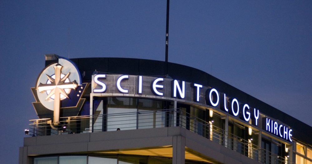 Эксперт по сектам предупреждает об опасности Scientology