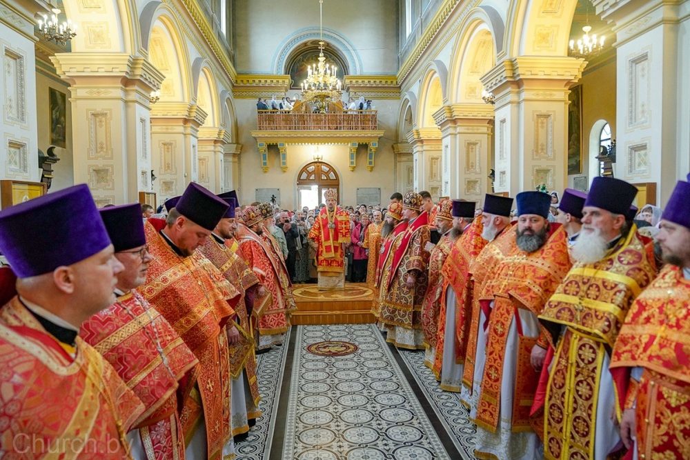 Патриарший экзарх всея Беларуси возглавил торжества в честь Коложской иконы Божией Матери в Гродно