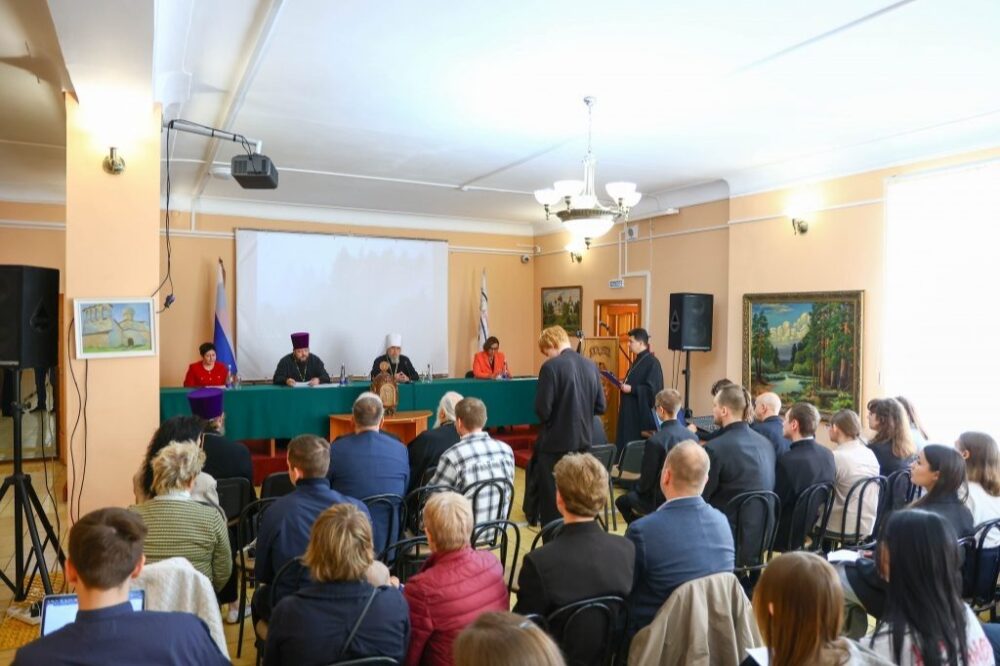 В Тульской духовной семинарии прошла I Всероссийская научно-богословская конференция «Православие в современном мире»