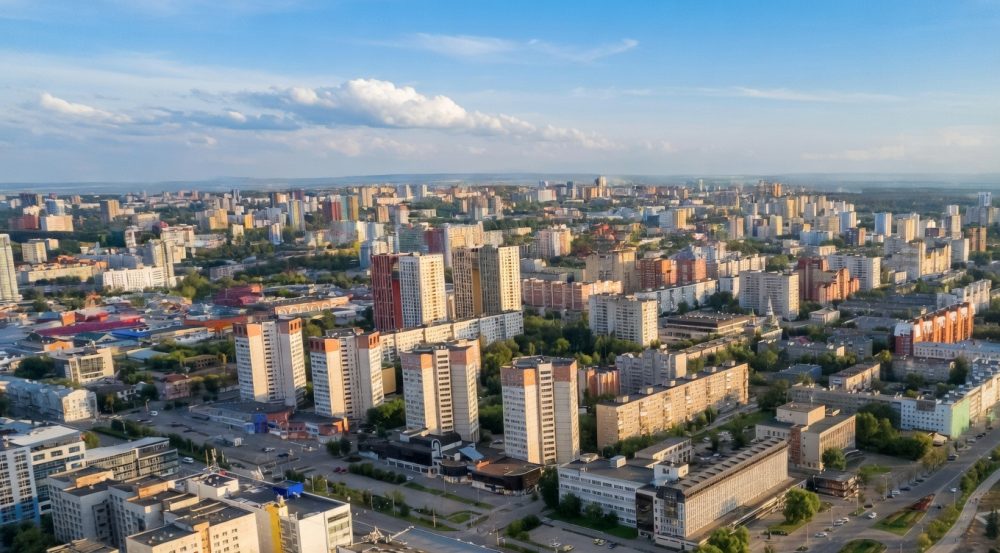 Священнослужители объехали Пермь с иконой Божией Матери