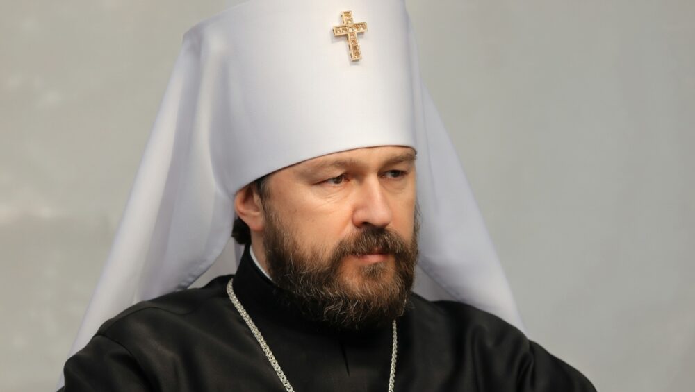 Суд в Чехии учел доводы защиты митрополита Илариона о нарушениях при задержании