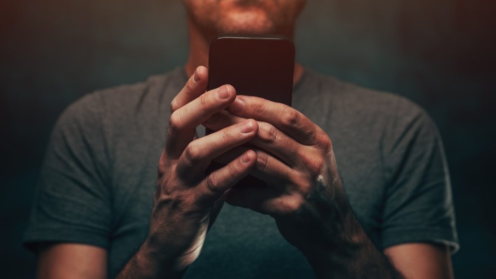 Признания бывшего социального медиаголика