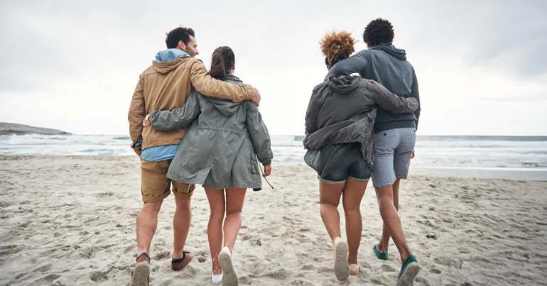 Как говорить о браке с друзьями (и не чувствовать себя неловко)