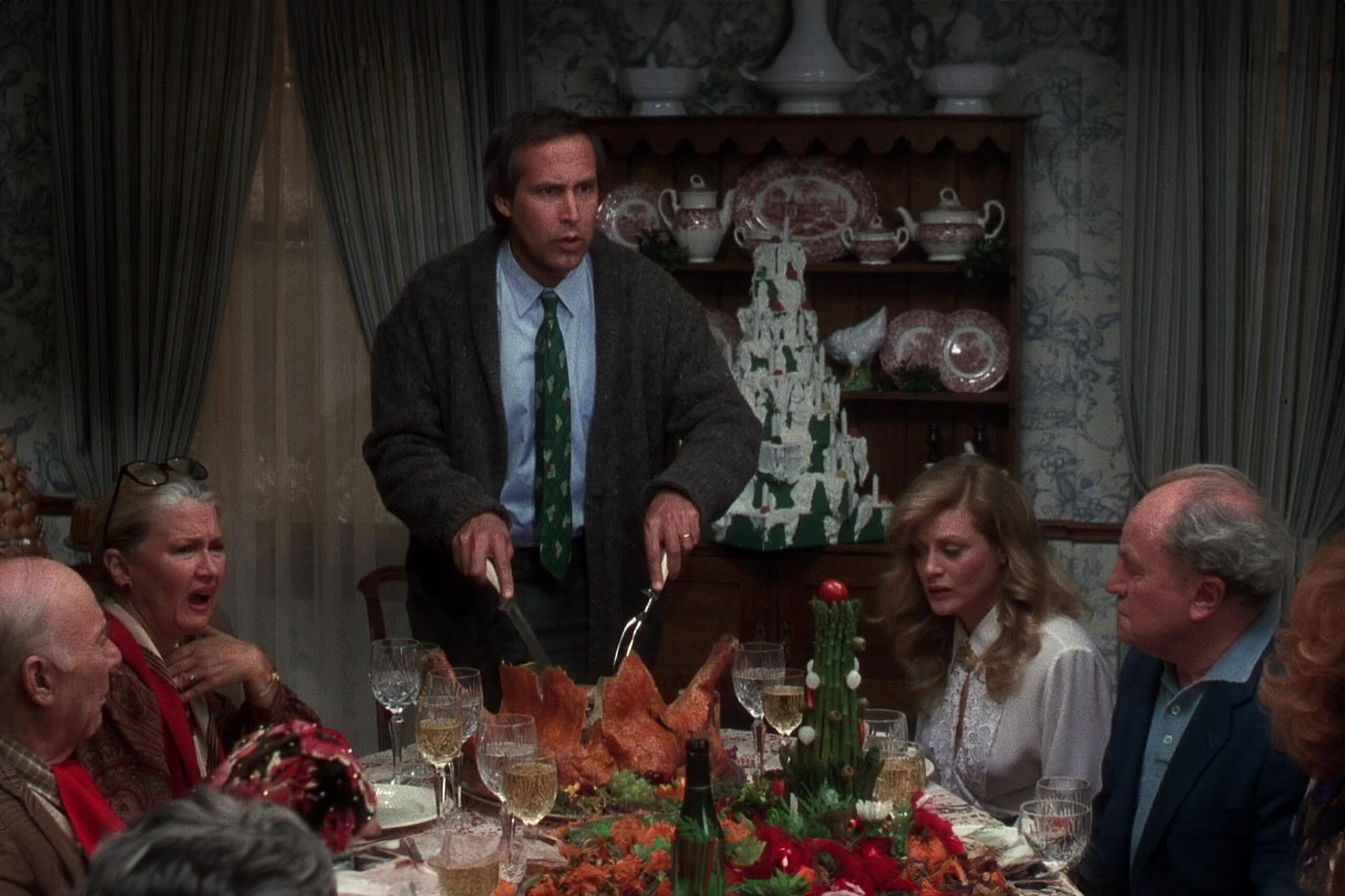 Как вести себя с неблагополучной семьей во время праздников?