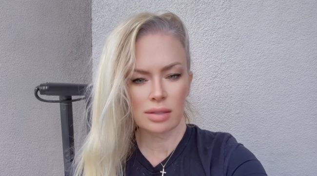 Бывшая звезда фильмов для взрослых Дженна Джеймсон крестилась