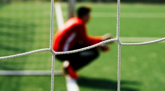 Спорт, воскресные утренние богослужения и значение слова «пренебрежение»