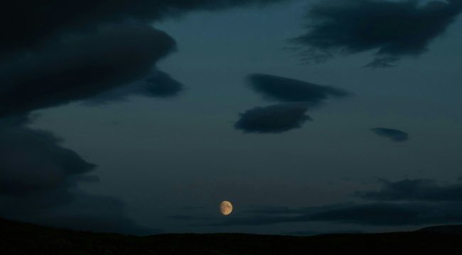 Почему сатана все еще здесь