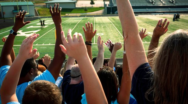 Молодежный спорт и церковь: 8 стратегий служения для вовлечения семей