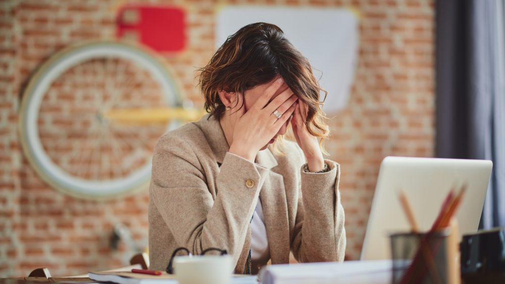 Придите к Иисусу, все, кто чувствует себя подавленным работой