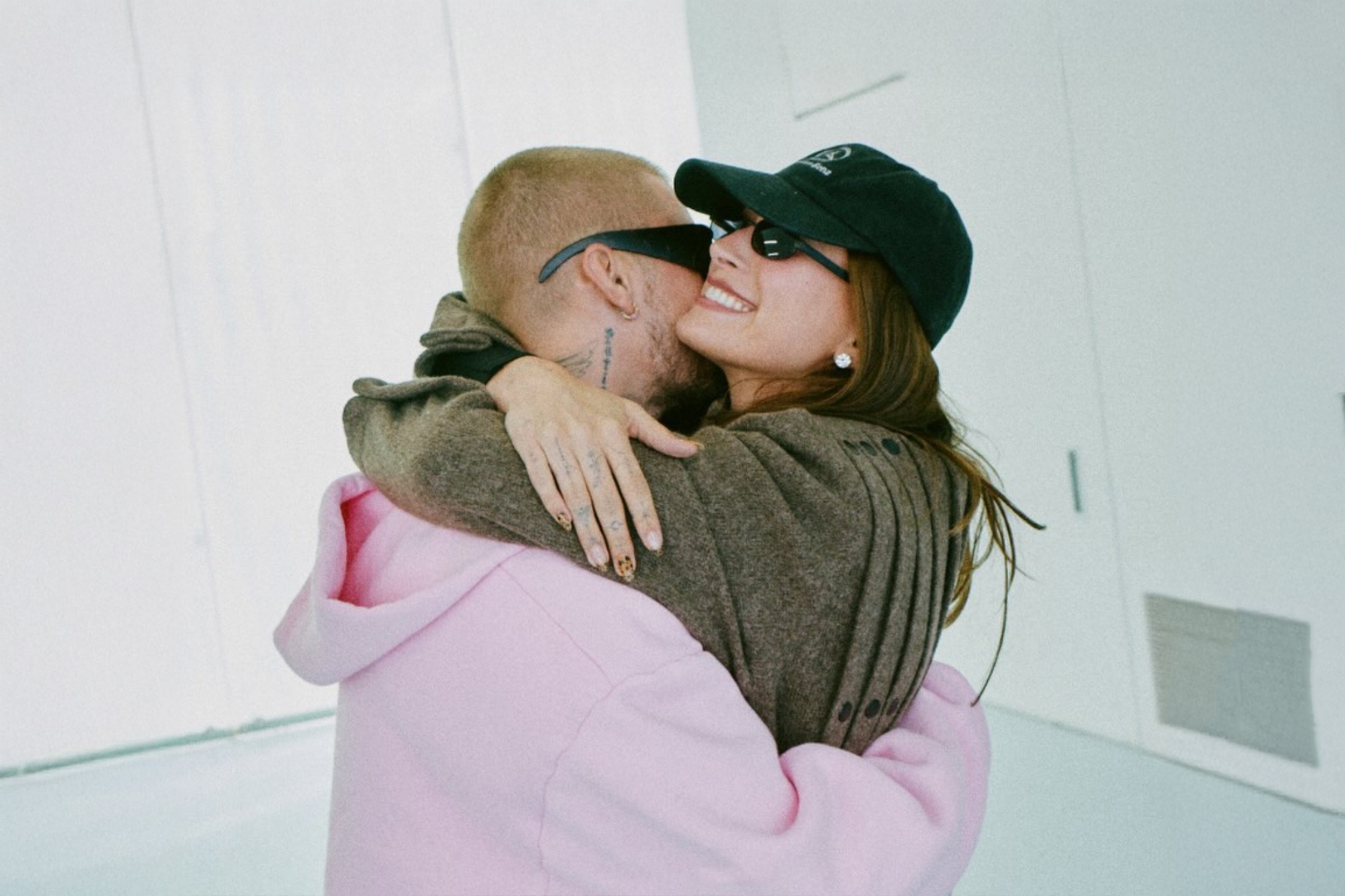 Хейли Бибер говорит, что «следовать за Иисусом вместе» с мужем Джастином — это «всё»