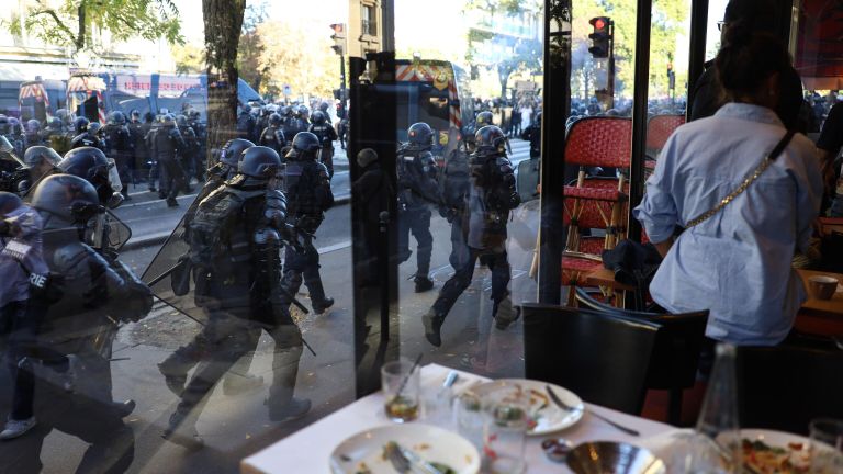 Протесты в Париже