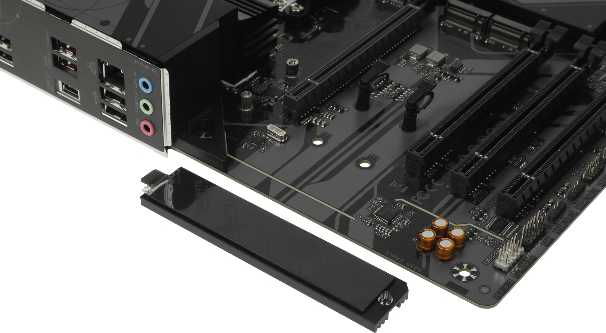 Материнская плата Gigabyte B650 EAGLE Socket AM5 AMD B650 4xDDR5 ATX AC`97 8ch(7.1) GbLAN RAID+HDMI+DP — изображение 11