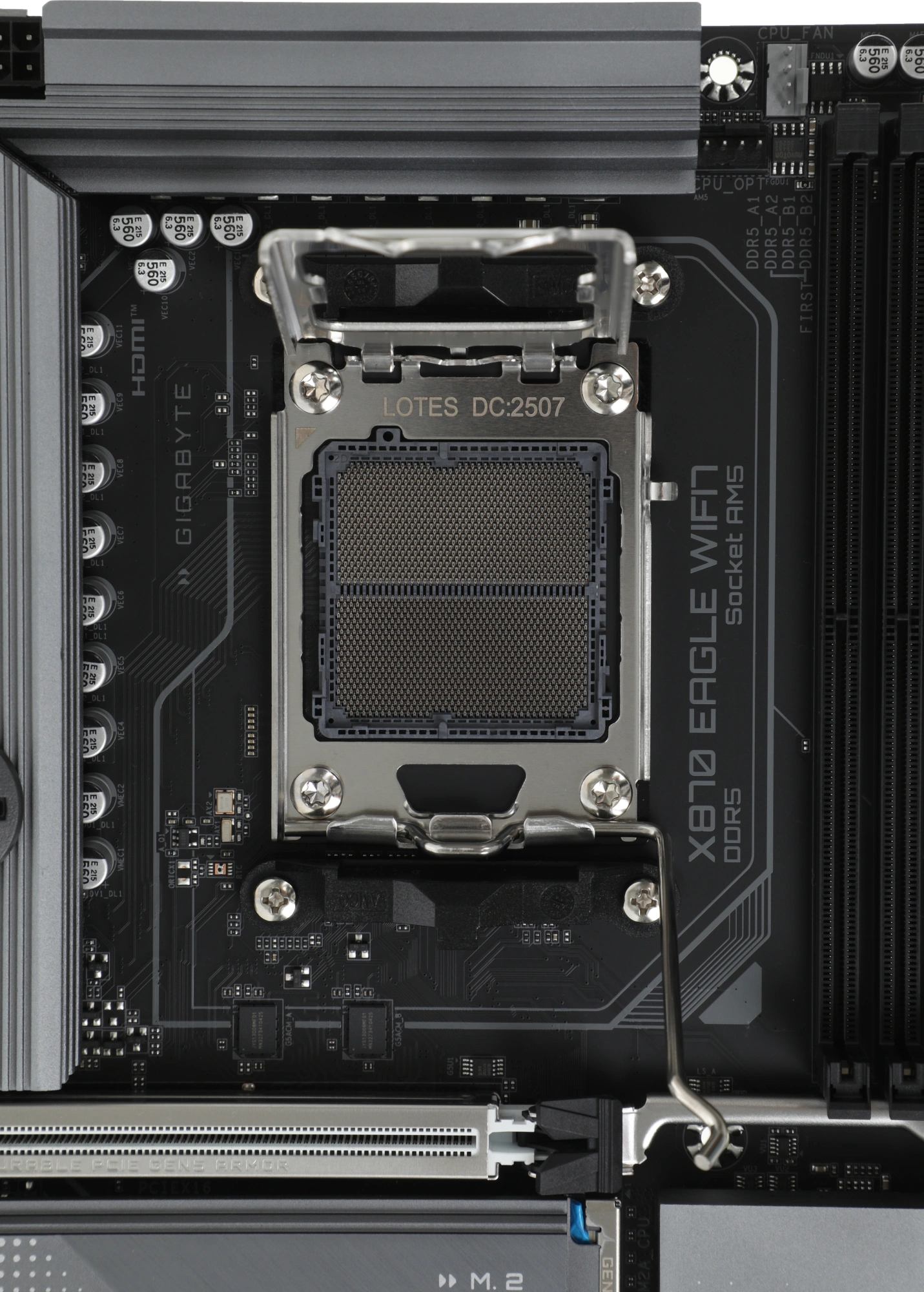 Материнская плата Gigabyte X870 EAGLE WIFI7 Socket AM5 AMD X870 4xDDR5 ATX AC`97 8ch(7.1) 2.5Gg RAID+HDMI — изображение 4