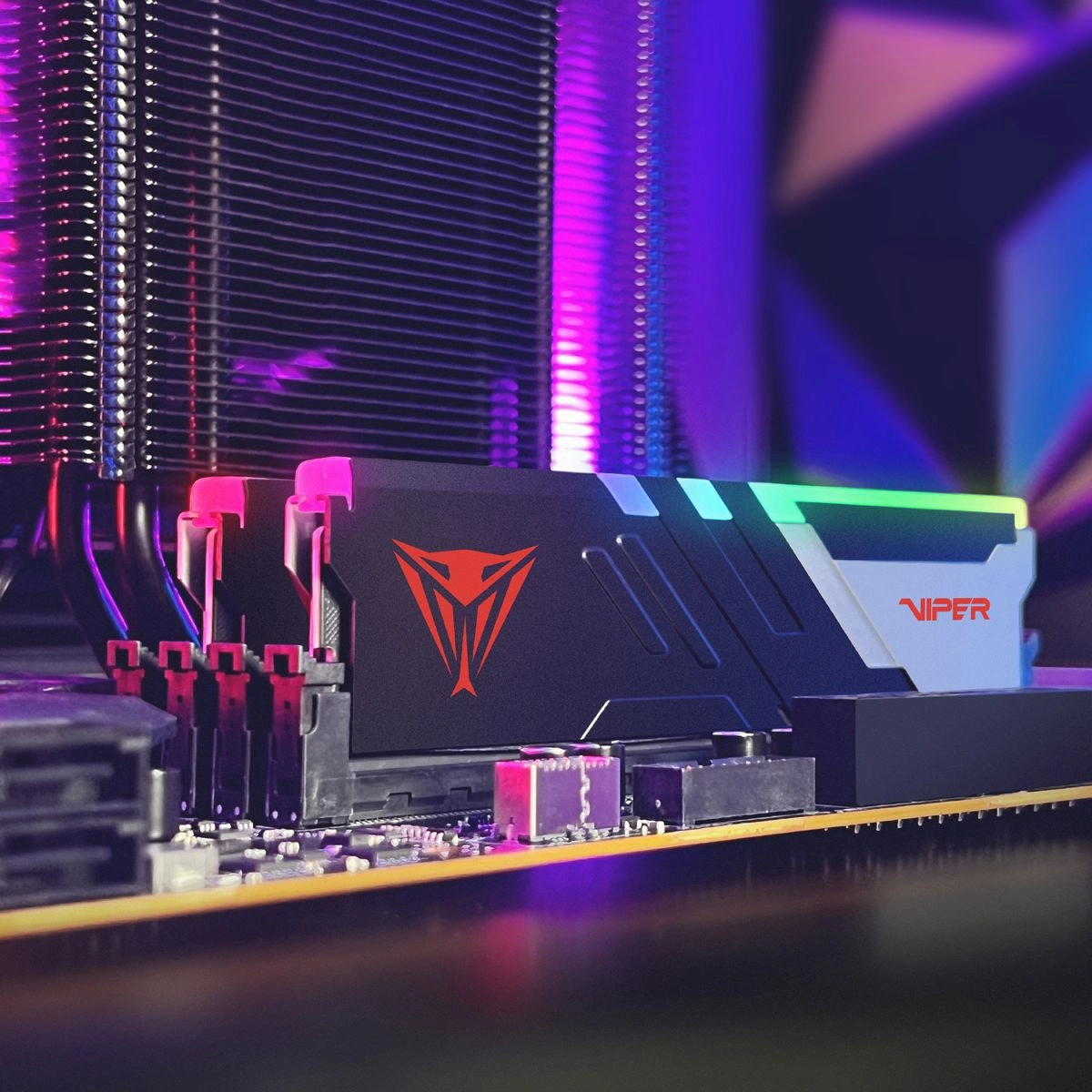 Память DDR5 2x16Gb 6800MHz Patriot PVVR532G680C34K Viper Venom RGB RTL Gaming PC5-54400 CL34 DIMM 288-pin 1.4В kit с радиатором Ret — изображение 7