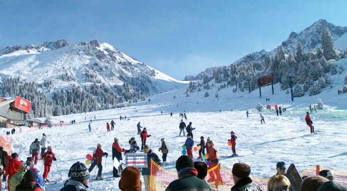 Подъем по канатной дороге из Медеу в Шымбулак