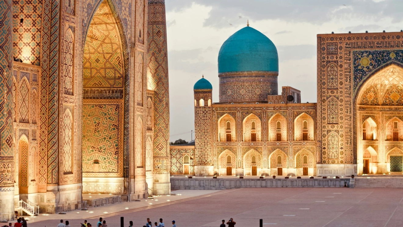 10-दिवसीय मध्य एशिया अन्वेषण यात्रा Tour travel experience in Kazakhstan and Central Asia