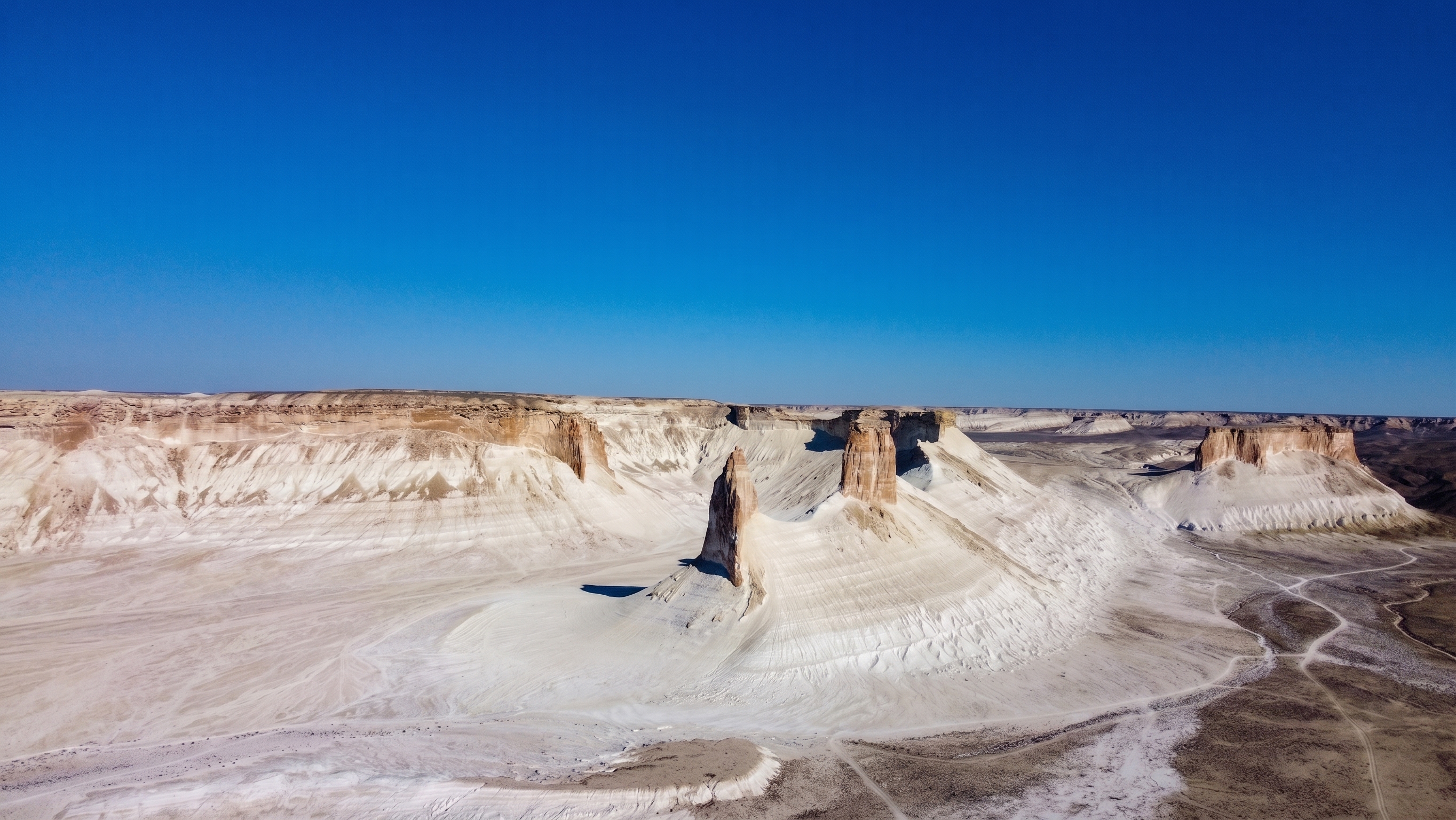 Private Ustyurt & Bozjyra Expedition: Karynzharyk to the Edge of Mangystau Tour landscape in Kazakhstan