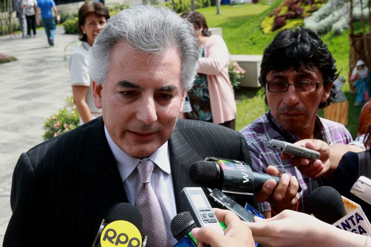 Álvaro Vargas Llosa aceptó ser embajador del Perú en Estados Unidos del gobierno de Keiko Fujimori. (Foto: Andina)