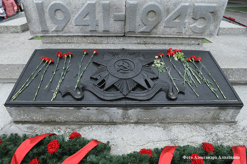 Дорогами героев