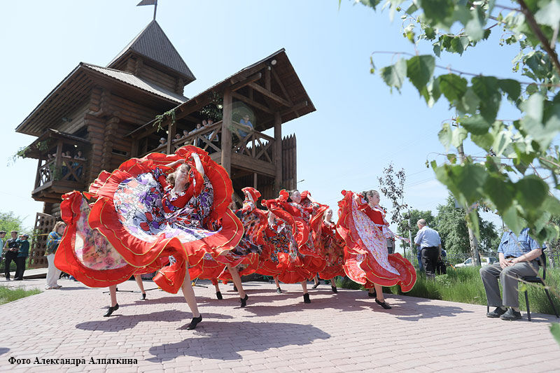 Мастер-классы по росписи и выступления известных артистов ждут курганцев на Троицких гуляниях