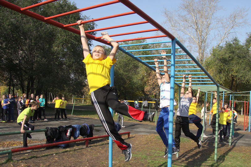 Как родителям уберечь ребенка от травм летом?