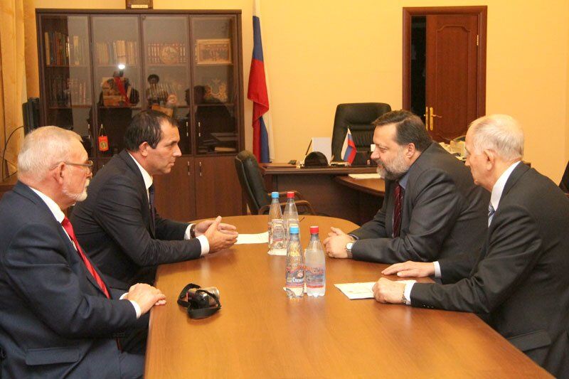 Взаимодействие для развития