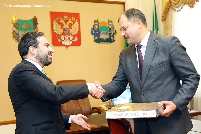 Глава Кургана Сергей Руденко встретился с генеральным консулом Франции в Екатеринбурге Эриком Мийе