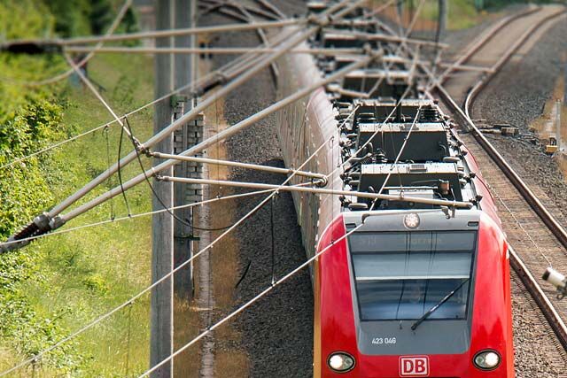 С начала года в Курганской области на железной дороге погибли семь человек