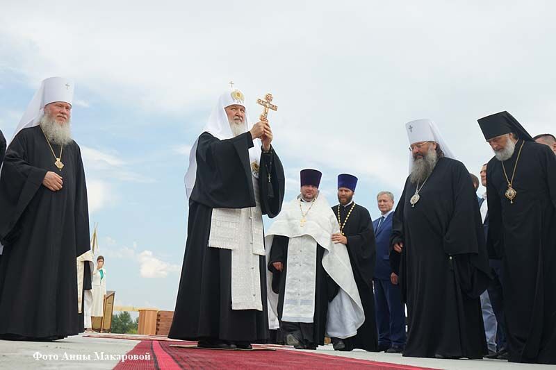 Святейший Патриарх Московский и Всея Руси Кирилл заложил основание нового храма в Кургане
