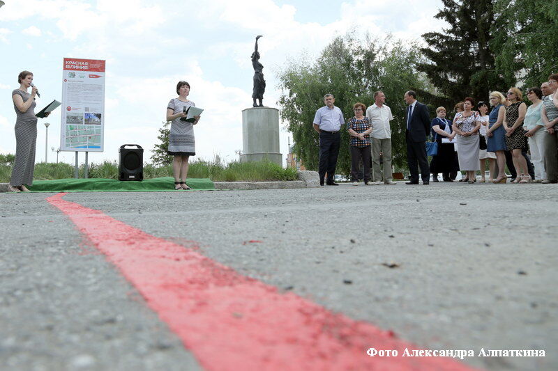 В Кургане возобновляются пешеходные экскурсии по «Красной линии»
