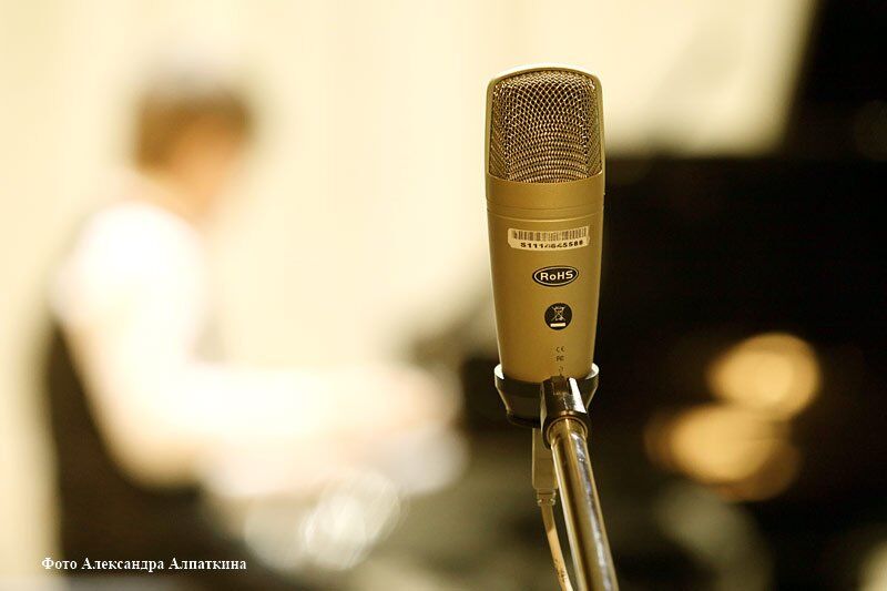 Фадеев и Лепс выпустили патриотическую песню