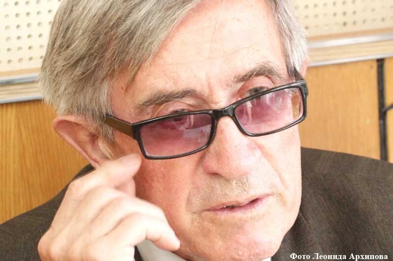 Учитель Максима Фадеева и Сан Саныча Галушко отмечает юбилей