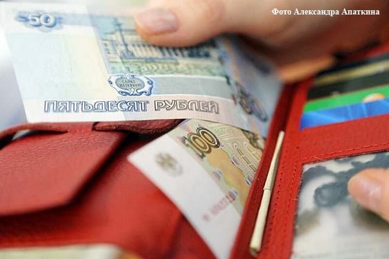 В Кургане девушка пошла в бар отдохнуть, а её там обокрали