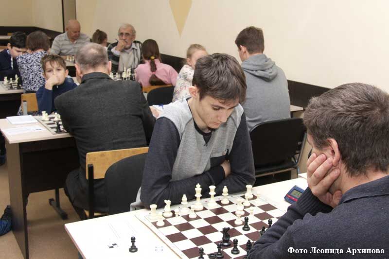 В шахматном клубе «Ладья» завершилось открытое первенство Кургана по классическим шахматам