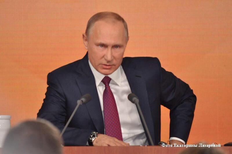 Идёт большая пресс-конференция Владимира Путина. Полтора часа разговора позади