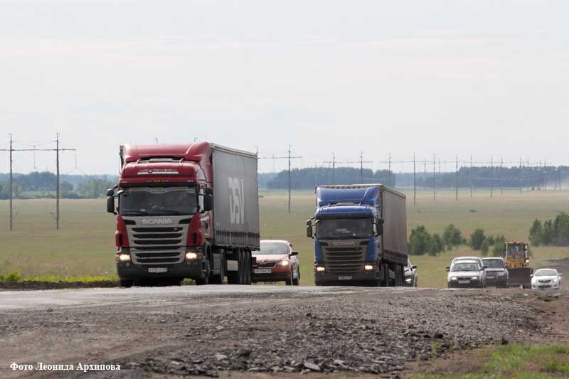 В Кургане бывшего сотрудника ГИБДД будут судить за взятки