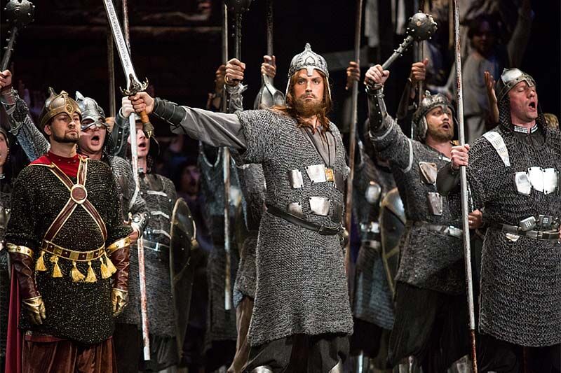 Классика в современной постановке, или Бессмертная опера Бородина на курганской сцене