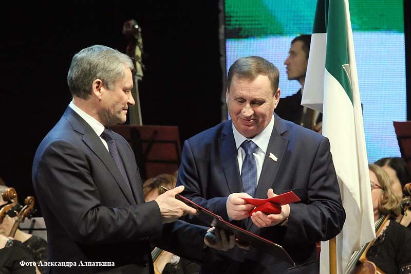 Двум зауральцам присвоены звания «Почётный гражданин Курганской области»