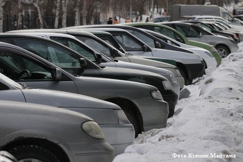 На центральных улицах Кургана введен запрет на стоянку и остановку транспорта