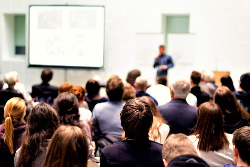 На бесплатных семинарах в Кургане расскажут 7 правил сохранения клиентов